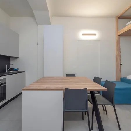 Apartamento Goldoni House 5 Duomo M5 A Few Steps Away From The Subway Milão